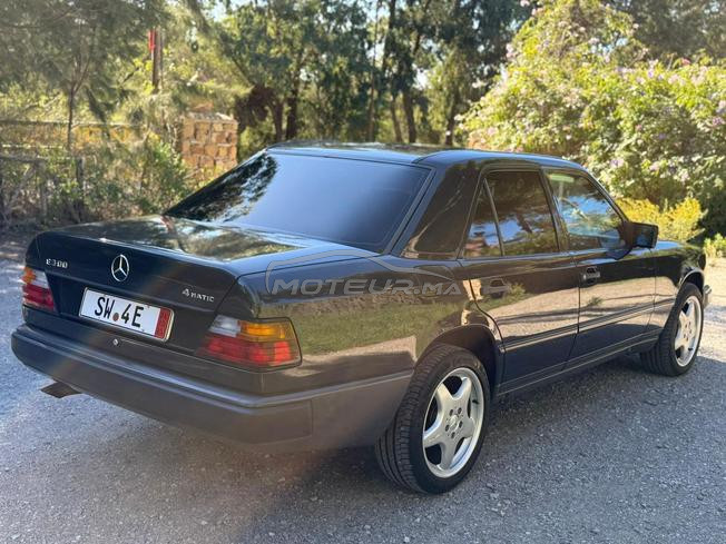 Mercedes-Benz 300 Essence Automatique 1988
