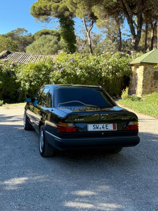 Mercedes-Benz 300 Essence Automatique 1988