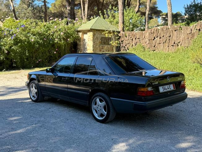 Mercedes-Benz 300 Essence Automatique 1988