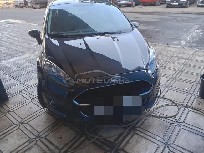 Ford Fiesta Essence Manuelle 2015 à Kénitra