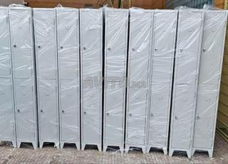 خزانة ملابس ببابين في طنجة casierangement