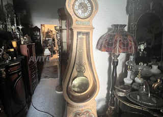 Horloge grand-père ancienne de luxe à vendre