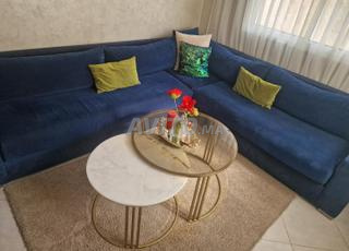 صالون كبير أزرق فسيح ومريح 2.70 متر على 3 أمتار