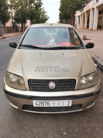 Fiat Punto Essence Manuelle 2012 à Rabat