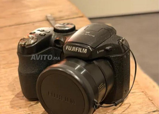 Caméra Fujifilm s1600