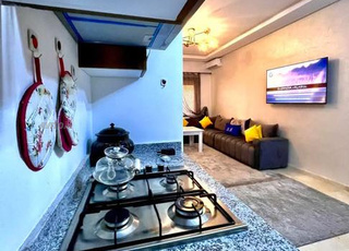 Appartement près de l'avenue Nakhil, au pied de la mer, premier étage