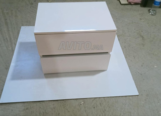 Table de chevet moderne blanche à 2 tiroirs