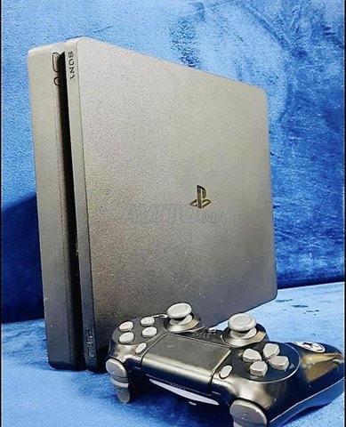 Ps4 Slim flache comme neuf