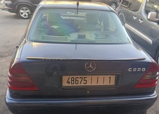 Mercedes 220E