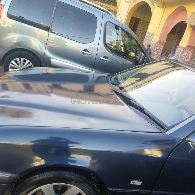 مرسيدس 220E
