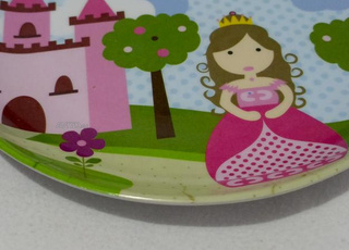 3 أطباق بلاستيك برسومات اميرة