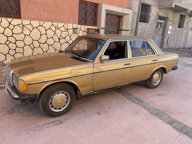 Mercedes 240 D
