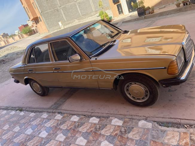 Mercedes 240 D