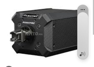 Configuration de course de simulation haut de gamme. FANATEC