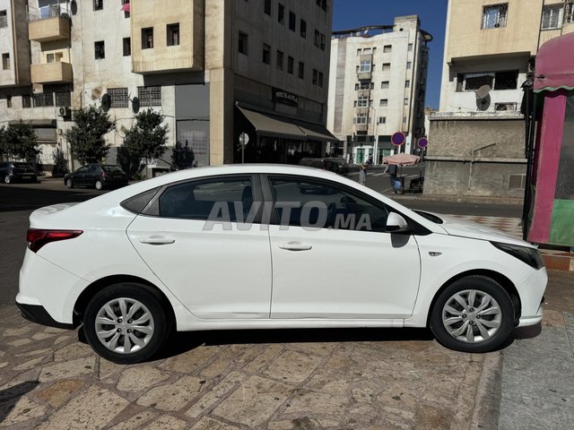 Hyundai accent 2023 automatique