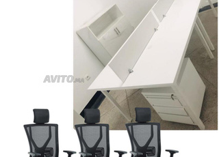 TABLE MARGUERITTE SEMI-MÉTALLIQUE  PLACES