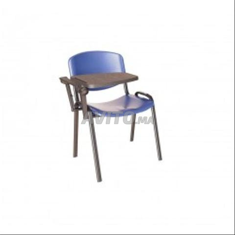 chaise iso avec écritoire/confortable