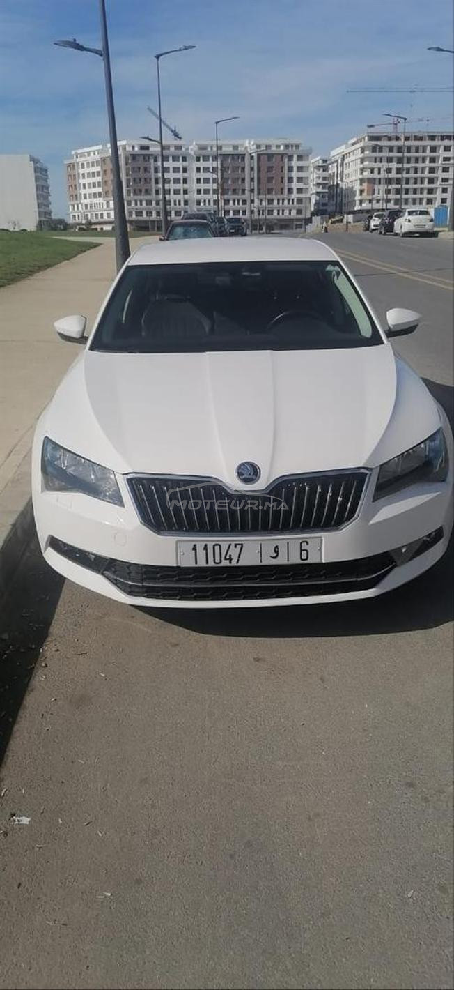 Skoda Superb Diesel Automatique 2017 à Tanger