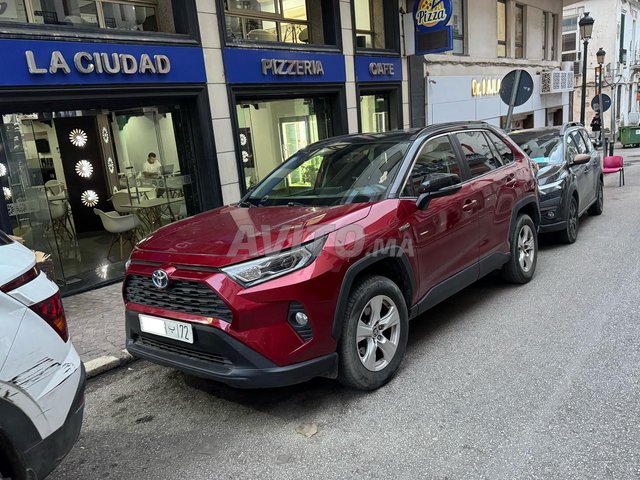 تويوتا RAV-4 هايبرد فتحة سقف بانورامية 37 ألف في طنجة