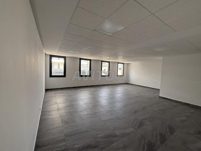 مكتب جديد للإيجار في CFC - 72 متر مربع