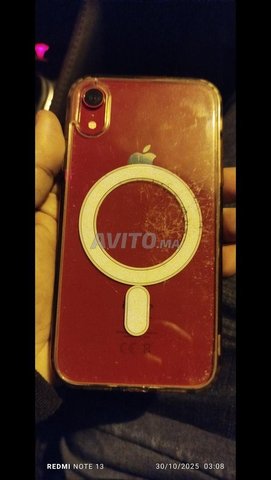 iPhone xr avec sa boîte d'origine 93% batterie