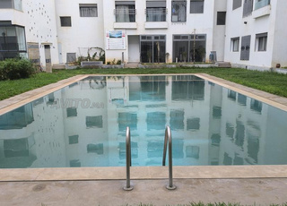 Résidence fermée sécurisée avec piscine