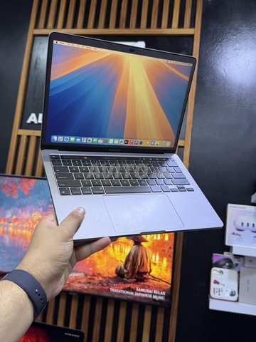 Macbook Pro 13 | M2 | 2022 | Touchbar