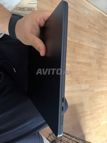 MacBook Air 15 بوصة (شريحة M3) 8 جيجابايت 256 جيجابايت M3