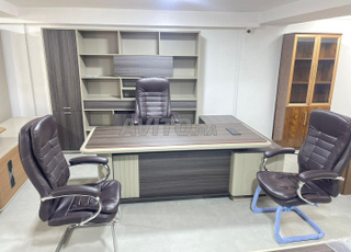 Mobilier de bureau personnalisé