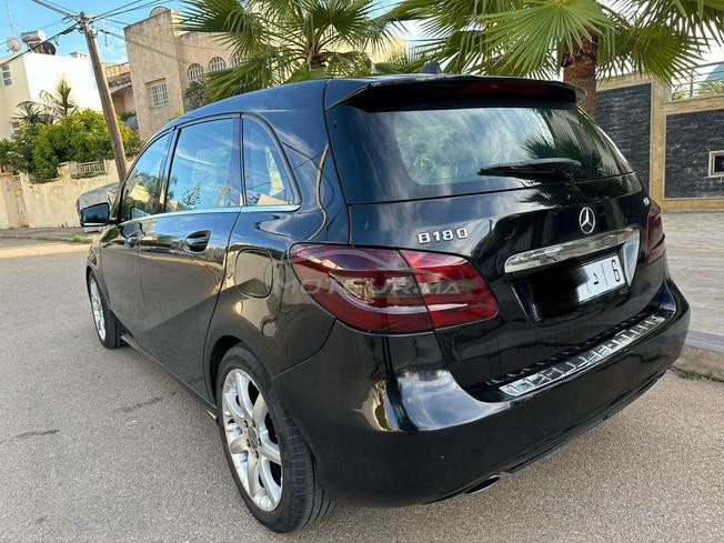 je mets en vente mercedes classe b 180