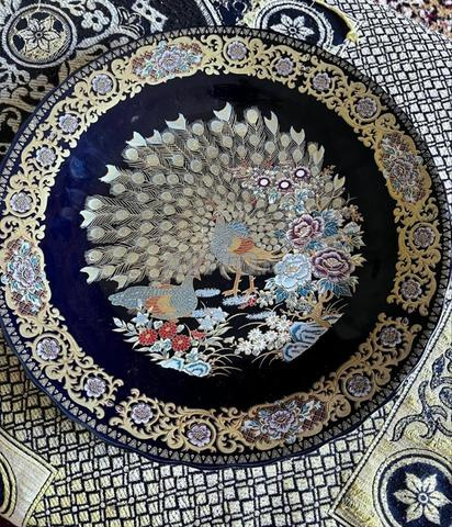 Plat Paon authentique et pur à 100%