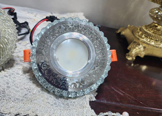 أضواء كاشفة