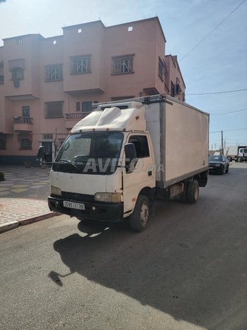 Kia 3600 modèle 2008, moteur mitsubishi.