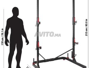 رف متكامل لتمارين القرفصاء