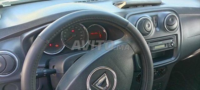 Dacia Logan Diesel Manuelle 2016 à Sidi Kacem