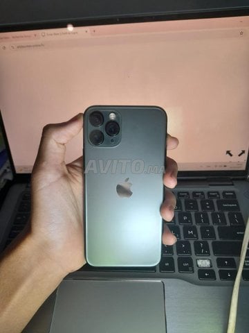 iphone 11pro 256gb 93 état kolchi original n9i