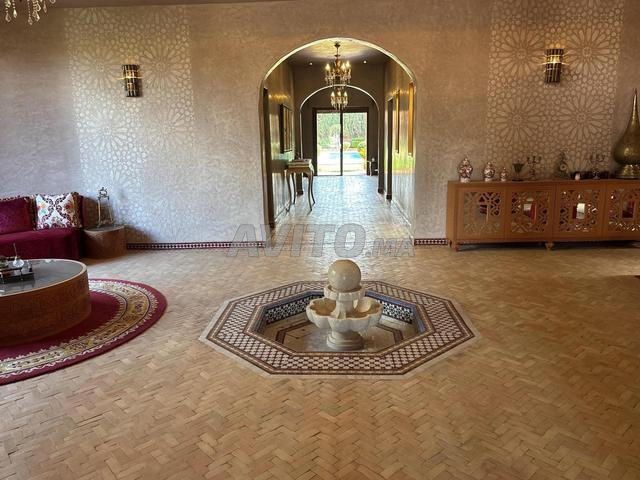 Magnifique Villa de Luxe à Vendre à Issen
