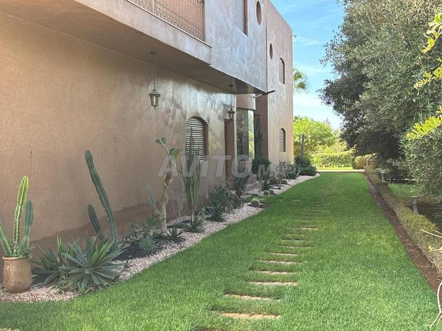 Magnifique Villa de Luxe à Vendre à Issen