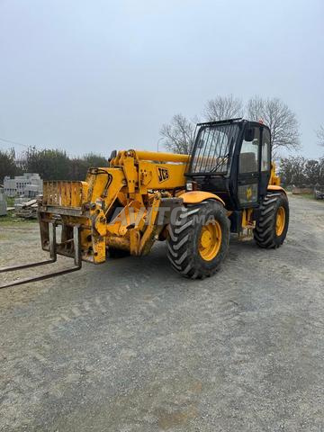 بيع رافعة تلسكوبية JCB