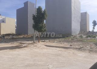 أراضي تجارية 125 م2 طنجة باليا