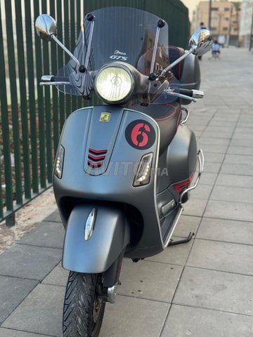 Vespa 300 gts