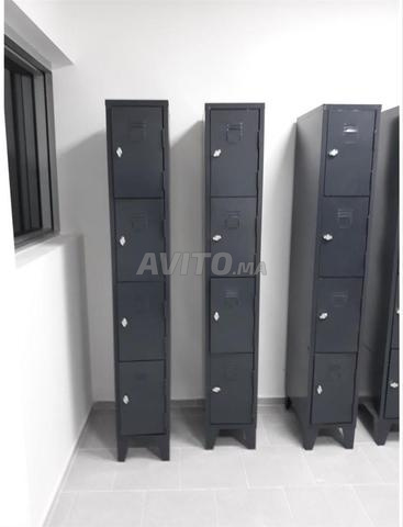 VESTIAIRE SUR-MESURE MM DE A TOUUTE LA VILLLE