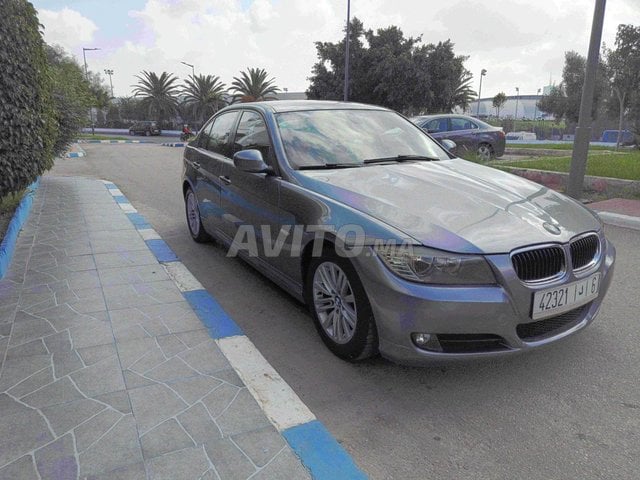 Bmw série 3 essence 