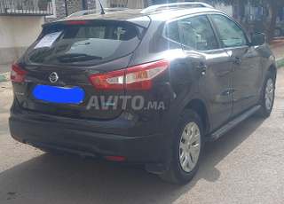 Voiture en bon état, bienvenue, je ne réponds pas aux messages