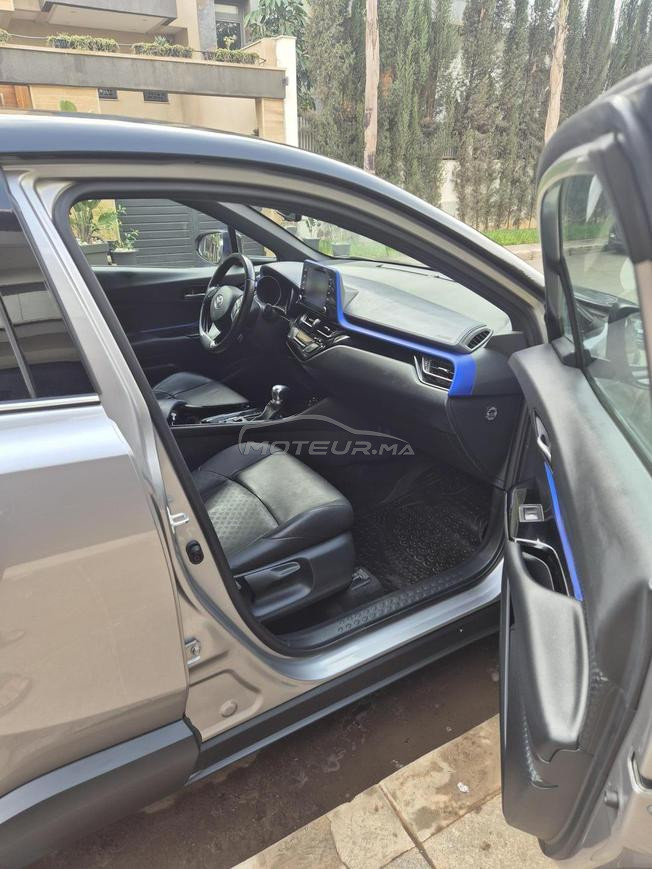 Toyota Ch-R hybride Full