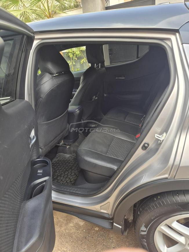 Toyota Ch-R hybride Full