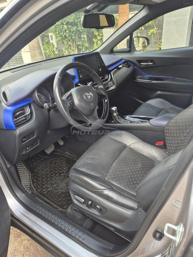 Toyota Ch-R hybride Full