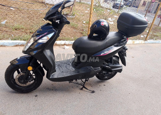 Scooter Sym presque neuf