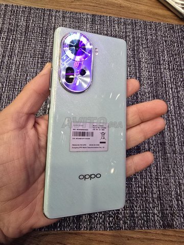 Oppo Reno 11 5G avc 12Go 256GB