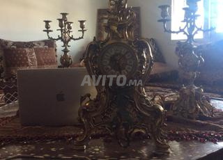 ساعة برونزية